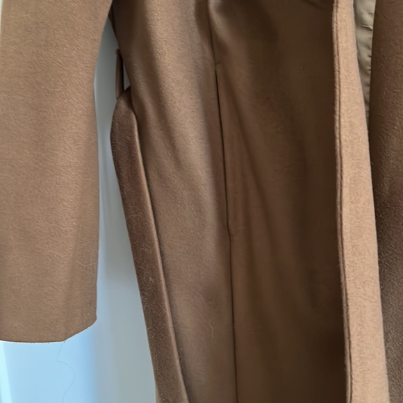 Wool Handmade Coat with Hoddie - Picture 3 of 6